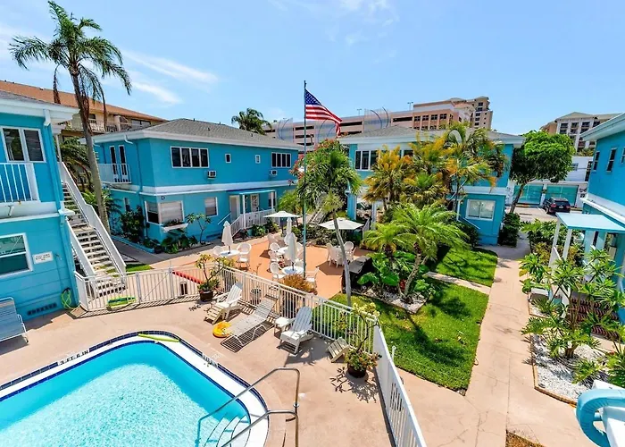 Luxury Waterside 2mins 2 & Heated Pool Apartment Clearwater Beach